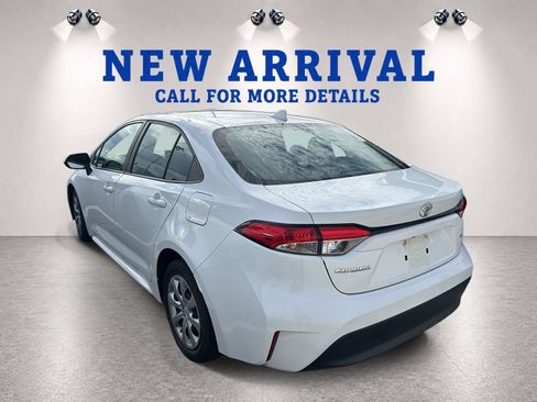 Used 2024 Toyota Corolla LE FWD image 8