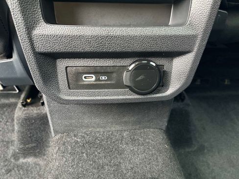 Used 2024 Volkswagen Tiguan SEL R-Line AWD/4WD image 17
