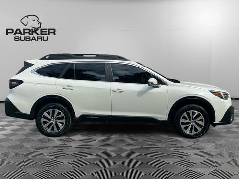 Used 2022 Subaru Outback Premium AWD/4WD image 6