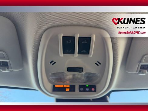 Used 2024 Chevrolet Trax ACTIV w/ Sunroof Package image 23