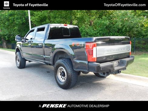 Used 2019 Ford F250 Platinum w/ Platinum Ultimate Package AWD/4WD image 3