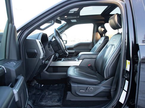 Used 2019 Ford F350 Platinum w/ Platinum Ultimate Package image 22