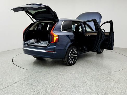 New 2026 Volvo XC90 T8 Plus image 11