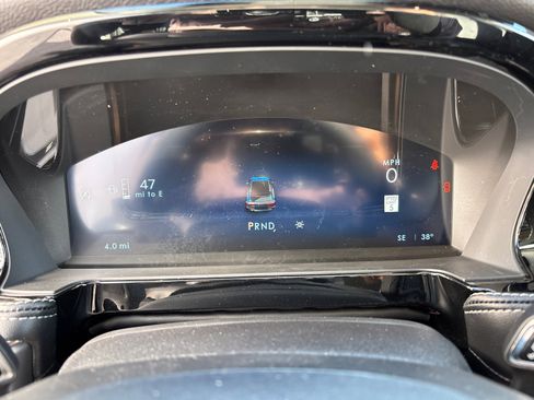 New 2026 Lincoln Corsair Premiere image 15