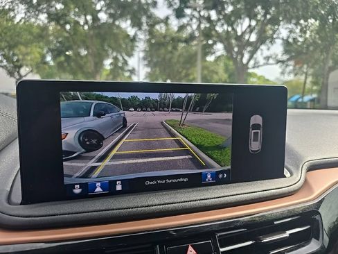 Used 2025 Acura MDX w/ Technology Package FWD image 24