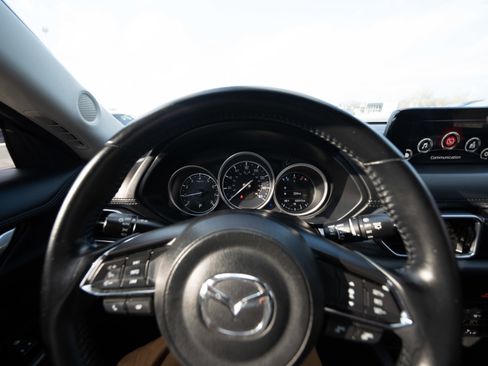 Used 2018 MAZDA CX-5 Touring image 15