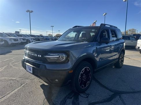 New 2025 Ford Bronco Sport Outer Banks w/ Outer Banks Tech Package+ image 4