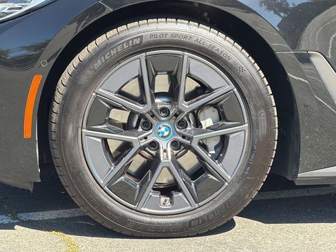 Used 2024 BMW i4 eDrive35 w/ Premium Package image 37