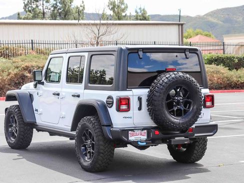 Used 2024 Jeep Wrangler Unlimited AWD/4WD image 5