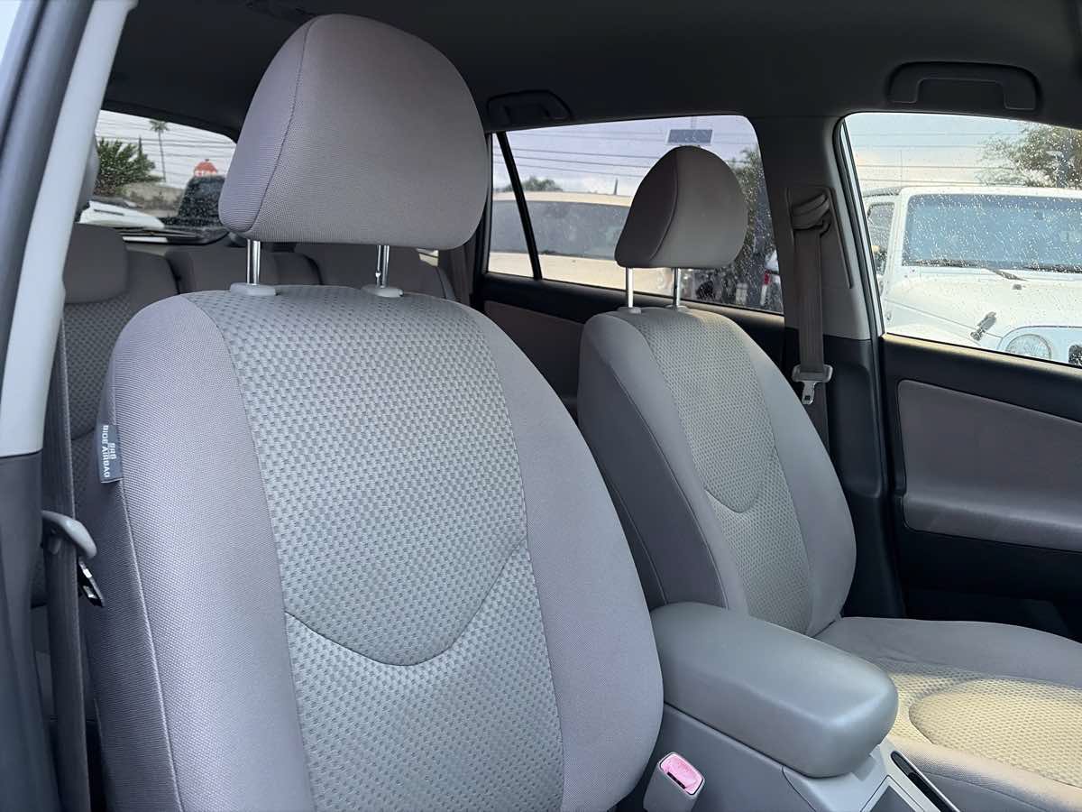 Used 2007 Toyota RAV4 2WD image 28