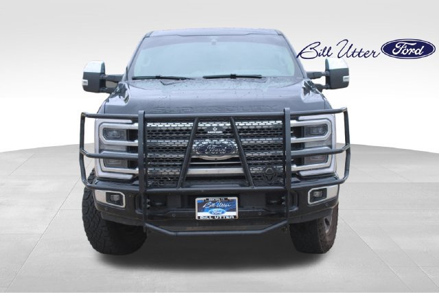 Used 2026 Ford F250 Platinum w/ Platinum Plus Package AWD/4WD image 2