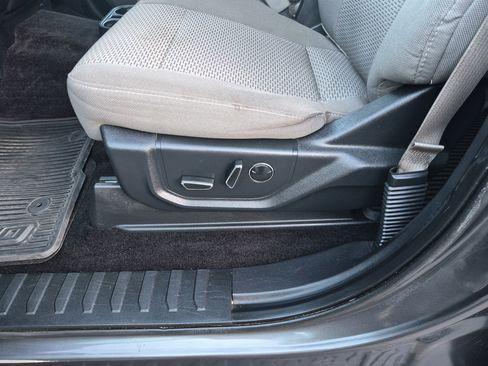 Used 2015 Ford F150 XLT w/ Equipment Group 302A Luxury image 15