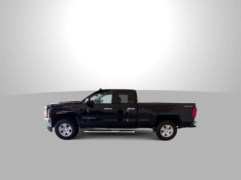 Used 2017 Chevrolet Silverado 1500 LT AWD/4WD image 5