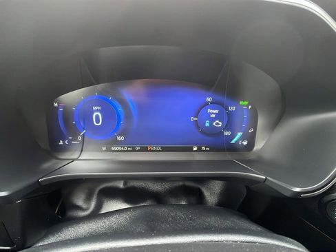 Used 2022 Ford Escape SEL w/ Technology Package image 12