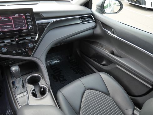 Certified 2023 Toyota Camry SE FWD image 12