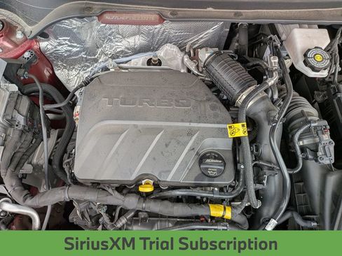 Used 2025 Chevrolet Trax LT w/ LT Convenience Package FWD image 15