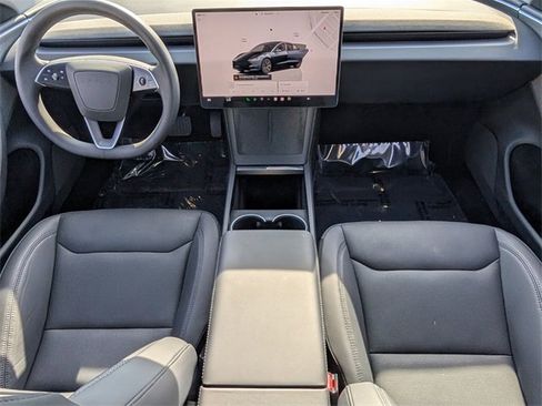 Used 2024 Tesla Model 3 Standard Range image 12