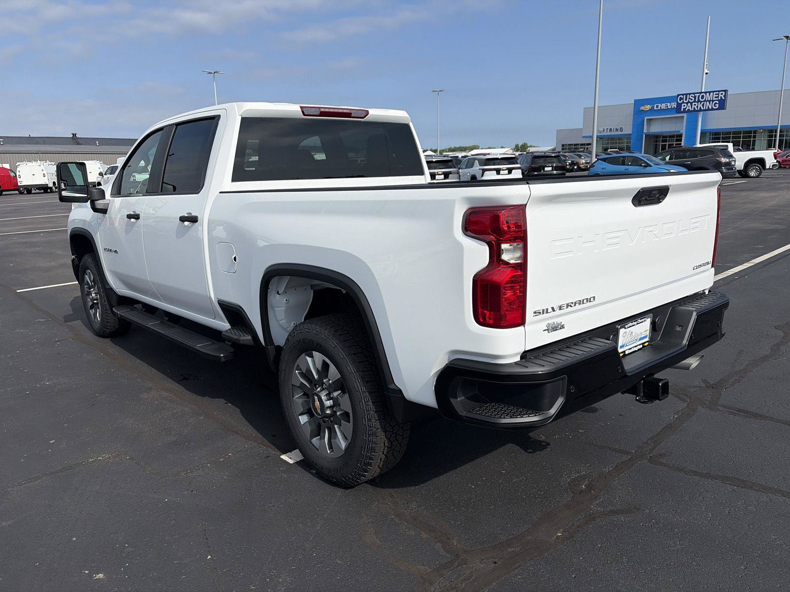 New 2026 Chevrolet Silverado 2500 Custom w/ Custom Value Package AWD/4WD image 7