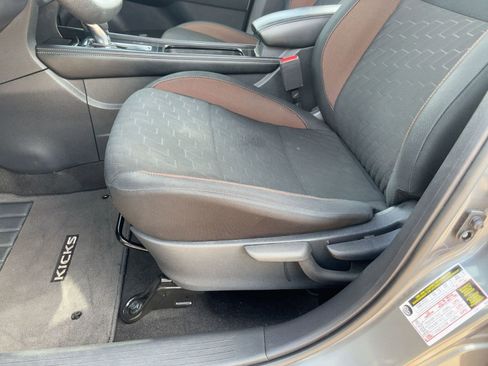 Used 2024 Nissan Kicks SR image 14