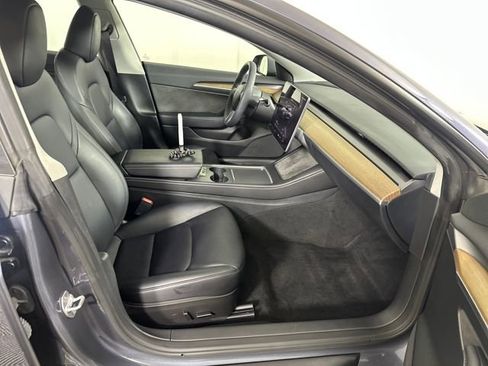 Used 2023 Tesla Model 3 Standard Range image 25