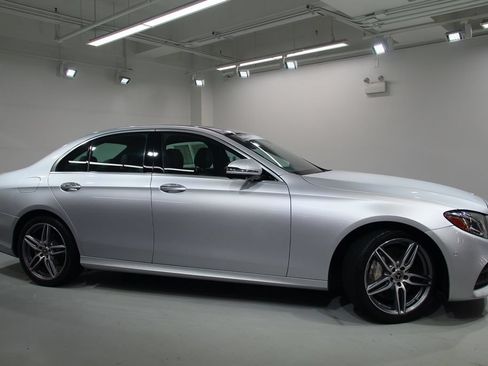 Certified 2020 Mercedes-Benz E 350 4MATIC Sedan image 11