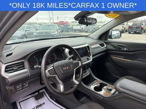 Used 2023 GMC Acadia SLE image 21