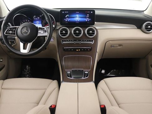 Certified 2022 Mercedes-Benz GLC 300 image 9