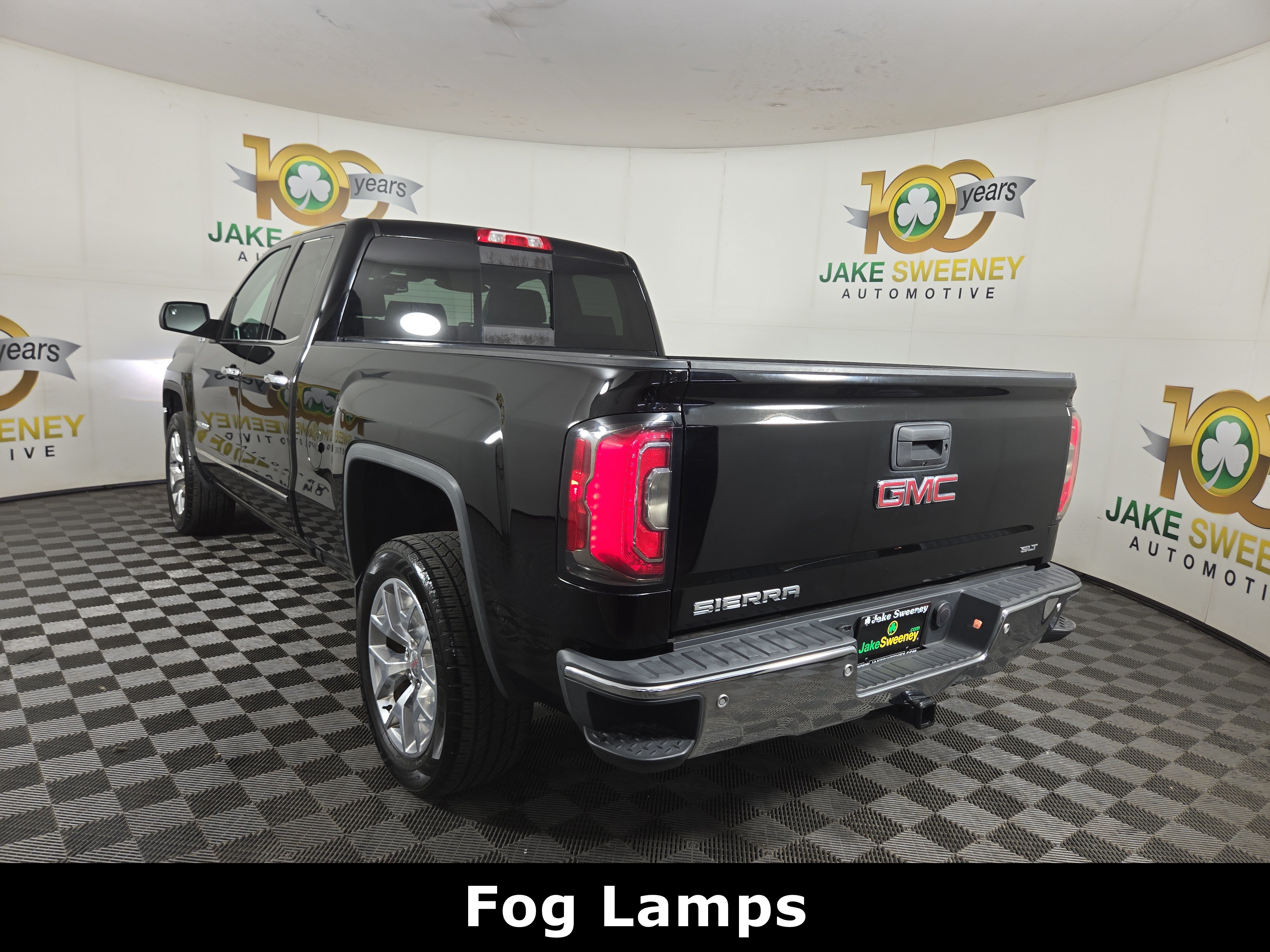 Used 2017 GMC Sierra 1500 SLT w/ SLT Premium Package AWD/4WD image 7