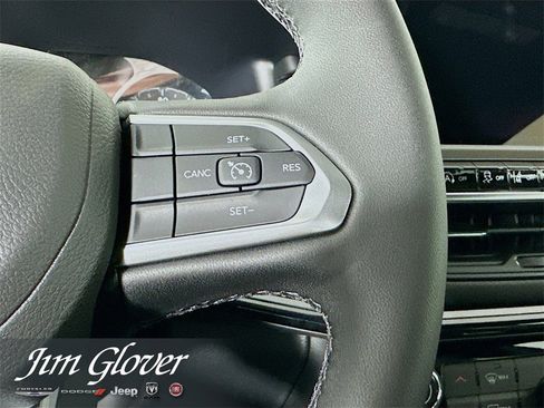 New 2026 Jeep Compass Latitude image 28