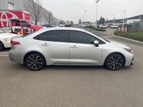 Used 2020 Toyota Corolla SE image 4