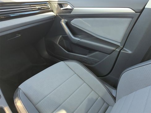 New 2026 Volkswagen Jetta SE image 23