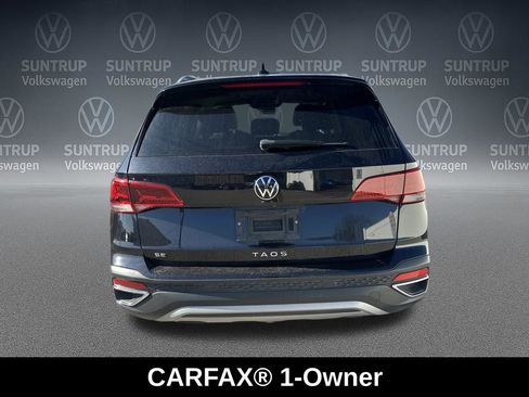 Used 2022 Volkswagen Taos SE image 4