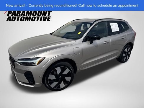Used 2025 Volvo XC60 T8 Ultra w/ Climate Package AWD/4WD image 1