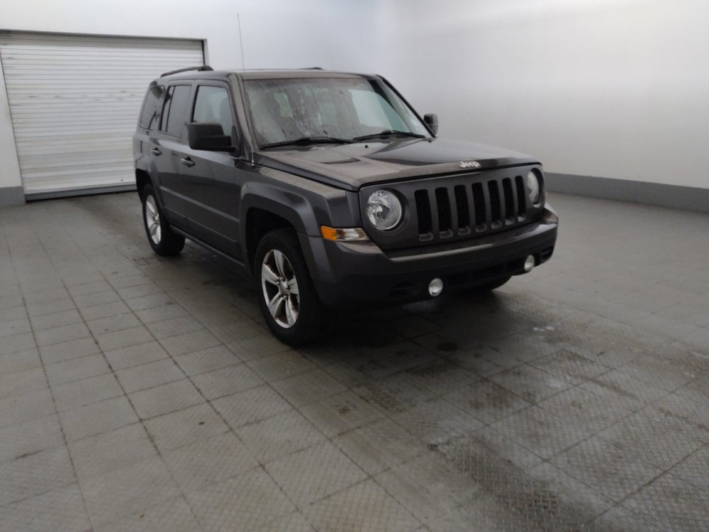 Used 2015 Jeep Patriot Latitude AWD/4WD image 13