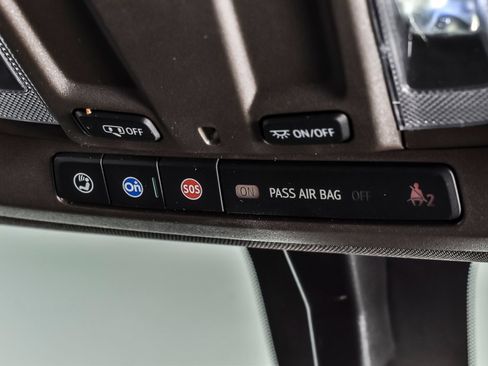 Used 2020 Chevrolet Silverado 2500 LTZ AWD/4WD image 25