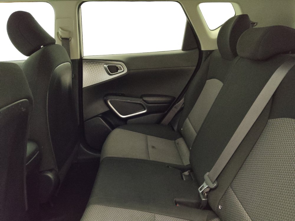 Used 2021 Kia Soul LX FWD image 18
