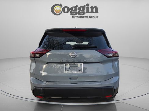 New 2026 Nissan Rogue SV w/ Cold Weather Package image 5