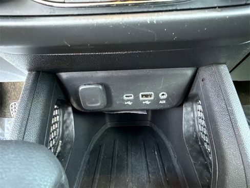 Used 2022 Chevrolet TrailBlazer LT w/ Confidence II Package image 21