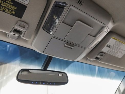 Used 2017 Toyota Tundra SR5 image 21