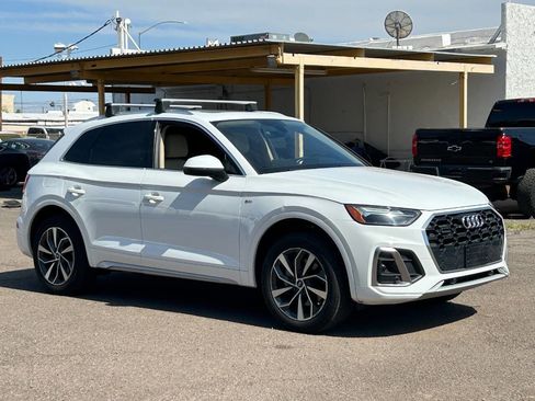 Used 2022 Audi Q5 2.0T Premium w/ Convenience Package AWD/4WD image 1