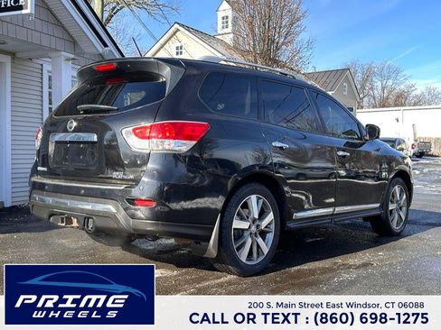 Used 2015 Nissan Pathfinder Platinum w/ Cargo Package image 7