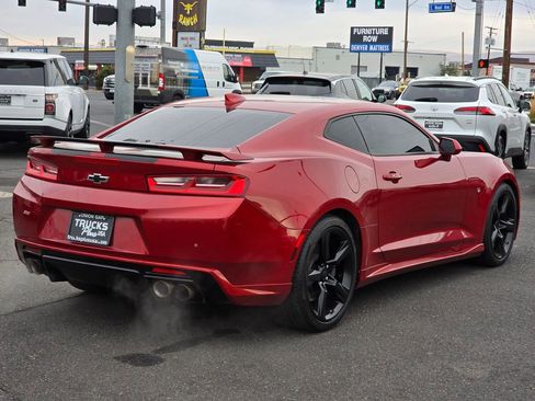Used 2017 Chevrolet Camaro SS image 5
