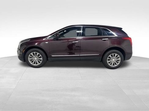 Used 2017 Cadillac XT5 Luxury AWD/4WD image 11