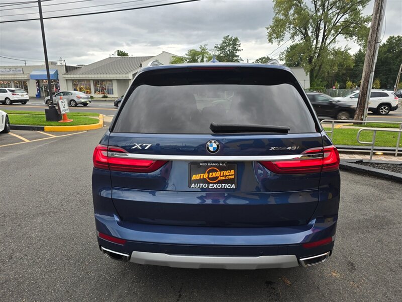Used 2021 BMW X7 xDrive40i w/ Premium Package AWD/4WD image 30