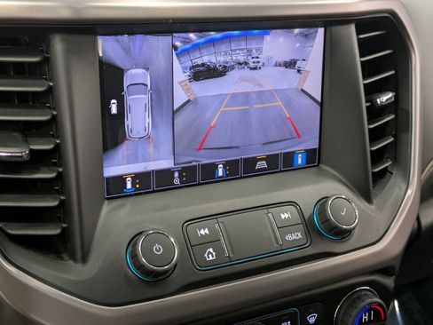 Used 2023 GMC Acadia AT4 w/ Technology Package image 12