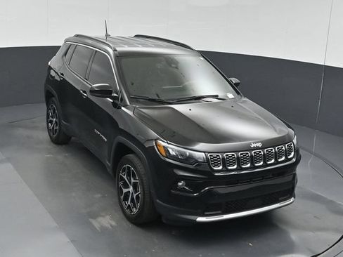 Used 2024 Jeep Compass Limited AWD/4WD image 44