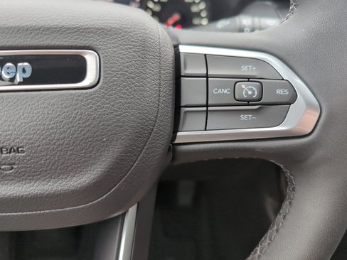 New 2025 Jeep Compass Latitude w/ Sun & Sound Group image 16