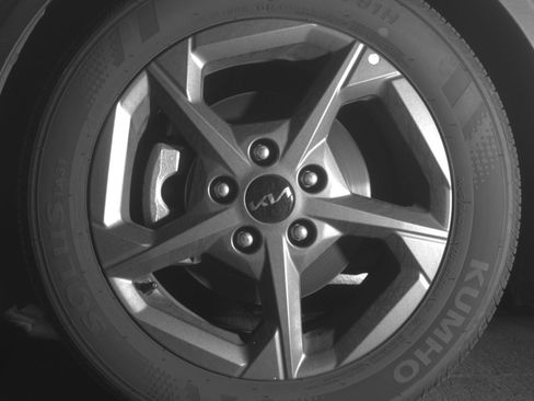 Used 2025 Kia K4 LXS image 12