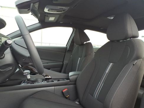 New 2026 Hyundai Elantra SEL Sport Premium FWD image 5