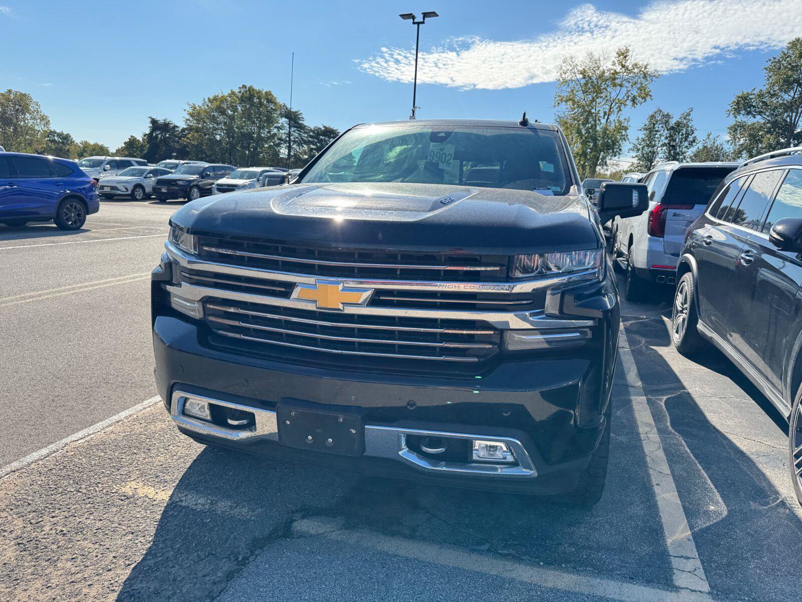 Used 2019 Chevrolet Silverado 1500 High Country AWD/4WD image 4